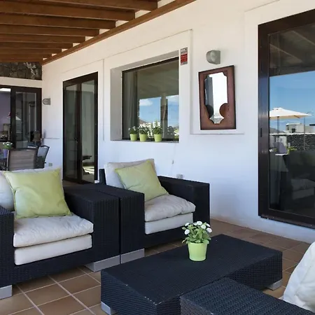 Villa Longa *