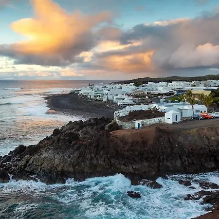 Villa Longa Yaiza (Lanzarote)